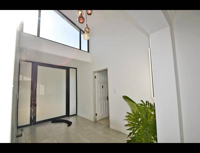 5 BEDROOM HOUSE FOR SALE IN BENMORE GARDENS